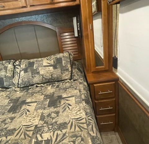 2014 TIFFIN ALLEGRO BREEZE 32BR full