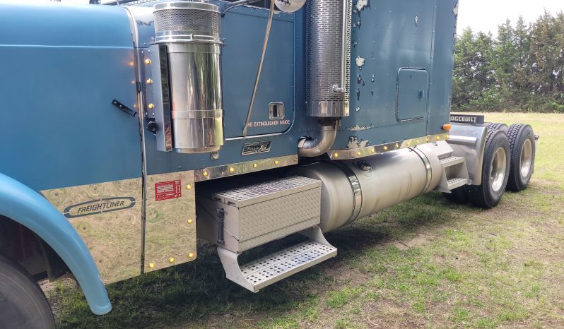 2006 Freightliner Classic XL full