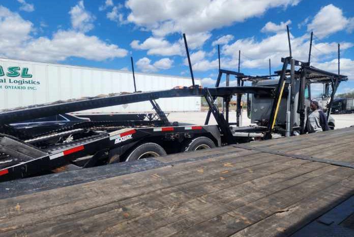 2016 peterbilt 348 car hauler full
