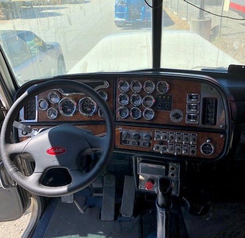 2001 Peterbilt 379 full
