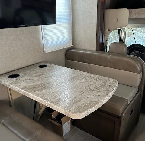 2020 Thor Quantum RW28 full
