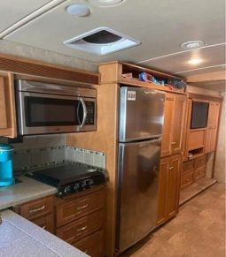 2017 WINNEBAGO SUNOVA 36Z full
