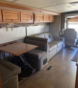 2017 WINNEBAGO SUNOVA 36Z full