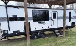 2023 FOREST RIVER WILDWOOD PLATINUM 27RK full