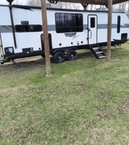 2023 FOREST RIVER WILDWOOD PLATINUM 27RK full