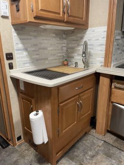2006 Winnebago Tour – 40FD – Custom Bunk House full