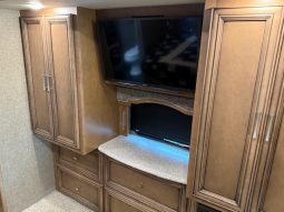 2019 NEWMAR VENTANA 4037 full