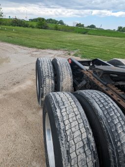 2016 Volvo VNL42T730 full