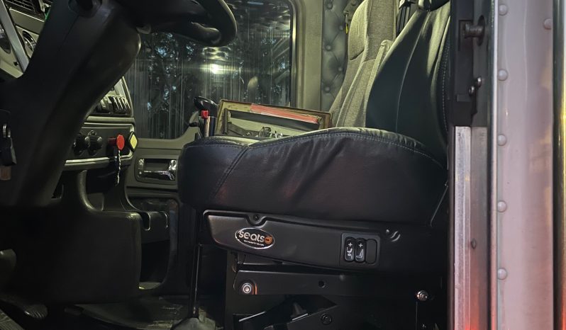 2012 Kenworth W900L full