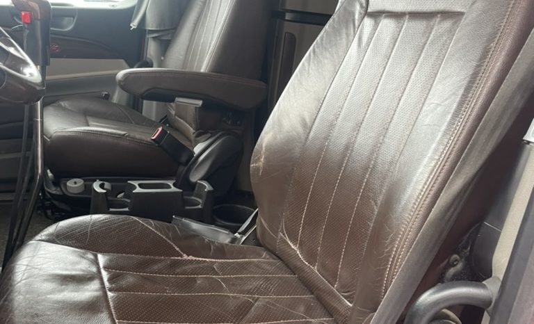 2020 Peterbilt 567 Heritage Edition full