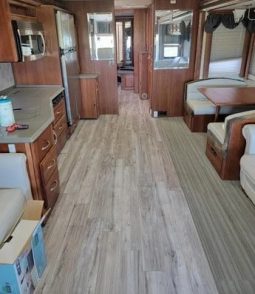 2004 FLEETWOOD EXCURSION 39L full
