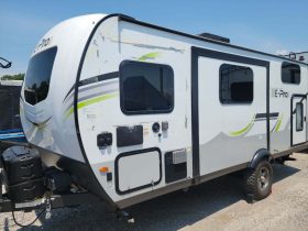2023 FOREST RIVER FLAGSTAFF E-PRO 20BHS