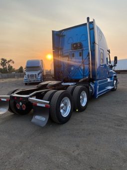 2017 Freightliner Cascadia 125 full
