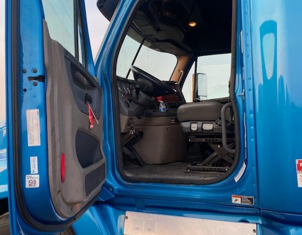 2017 Freightliner Cascadia 125 full