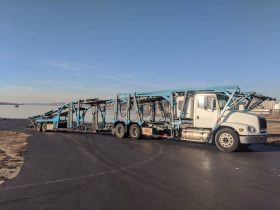 Peterbilt, Freightliner,volvo,car hauler