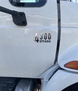 2002 INTERNATIONAL DURASTAR 4300 full