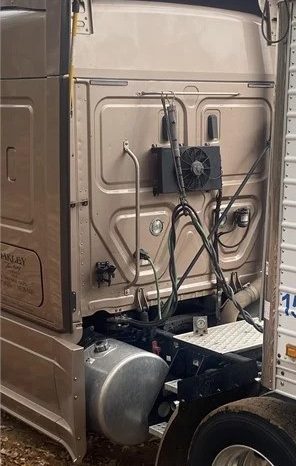 2018 FREIGHTLINER CASCADIA 125 full