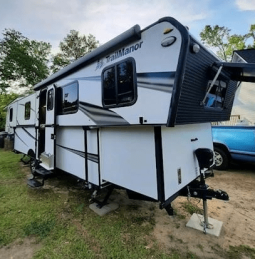 2021 Trailmanor 3124KS full