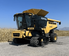 2017 CLAAS LEXION 740TT