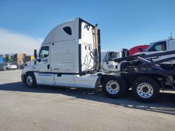 2012 Freightliner Cascadia full