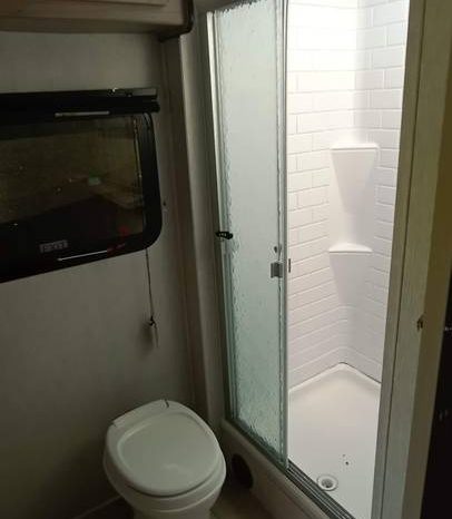2022 Coachman Spirit Ultra Lite full