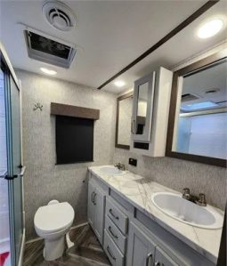 2021 DUTCHMEN ASTORIA full