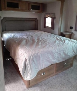 2018 FOREST RIVER FLAGSTAFF CLASSIC SUPER LITE 827FLS full