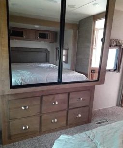 2018 FOREST RIVER FLAGSTAFF CLASSIC SUPER LITE 827FLS full