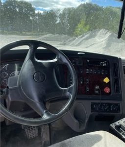 2018 FREIGHTLINER 108SD full