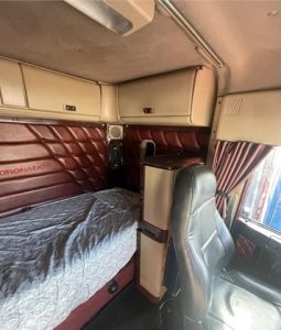 2011 FREIGHTLINER 122SD full