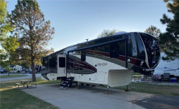 2018 FOREST RIVER CEDAR CREEK CHAMPAGNE 38EL full