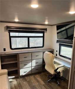 2021 forest river cedar creek 355LF full