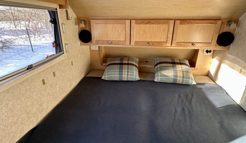 2018 Teardrop Nucamp TB 320S full