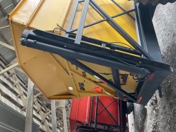 2002 Oxbo 1516 Dump Cart full