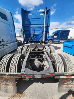 2019 Volvo VNL64T760 full