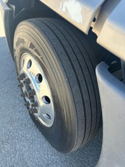 2016 Freightliner Cascadia full