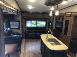 2017 GRAND DESIGN REFLECTION 303RLS full