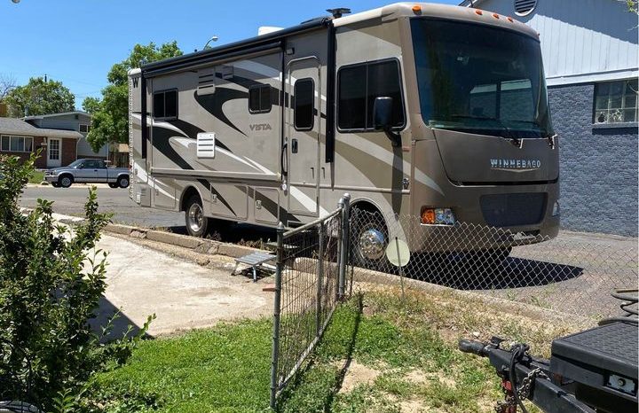 2014 Winnebago Vista full