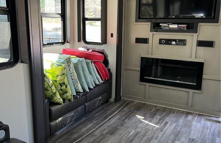 2022 Keystone Alpine full