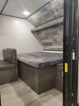 2022 Coleman Lantern Lt full