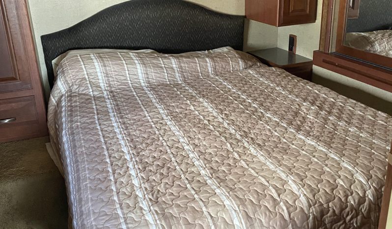 2014 Winnebago Vista full