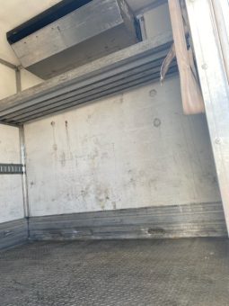 2017 Freightliner  26′ Refrigerated Bed full