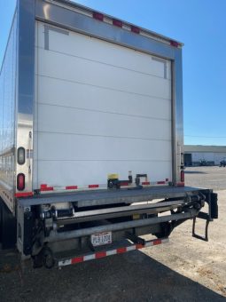 2017 Freightliner  26′ Refrigerated Bed full