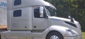 2020 VOLVO VNL42T860