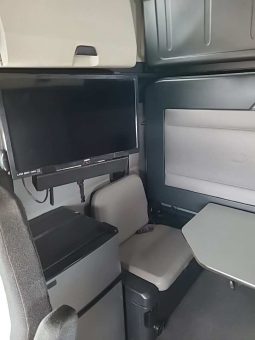 2019 Freightliner Cascadia 126 full