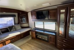 2019 JAYCO PINNACLE 36SSWS full