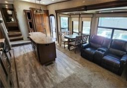 2018 PRIME TIME SANIBEL 3650 full