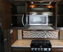 2018 PRIME TIME SANIBEL 3650 full