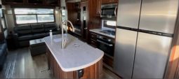 2019 JAYCO PINNACLE 36SSWS full