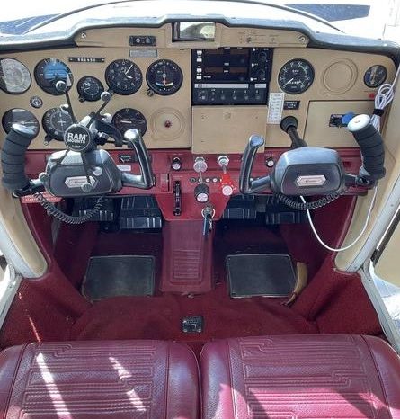 1976 Cessna C150M full